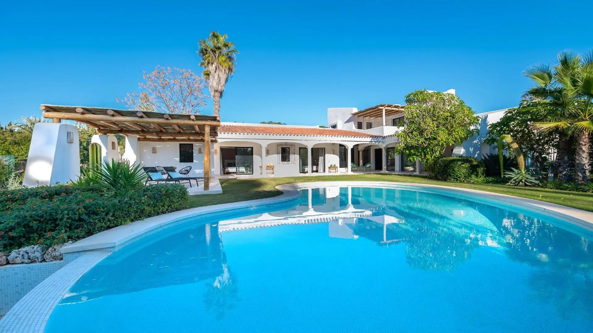 All About Villa Jori Marbella 0*,